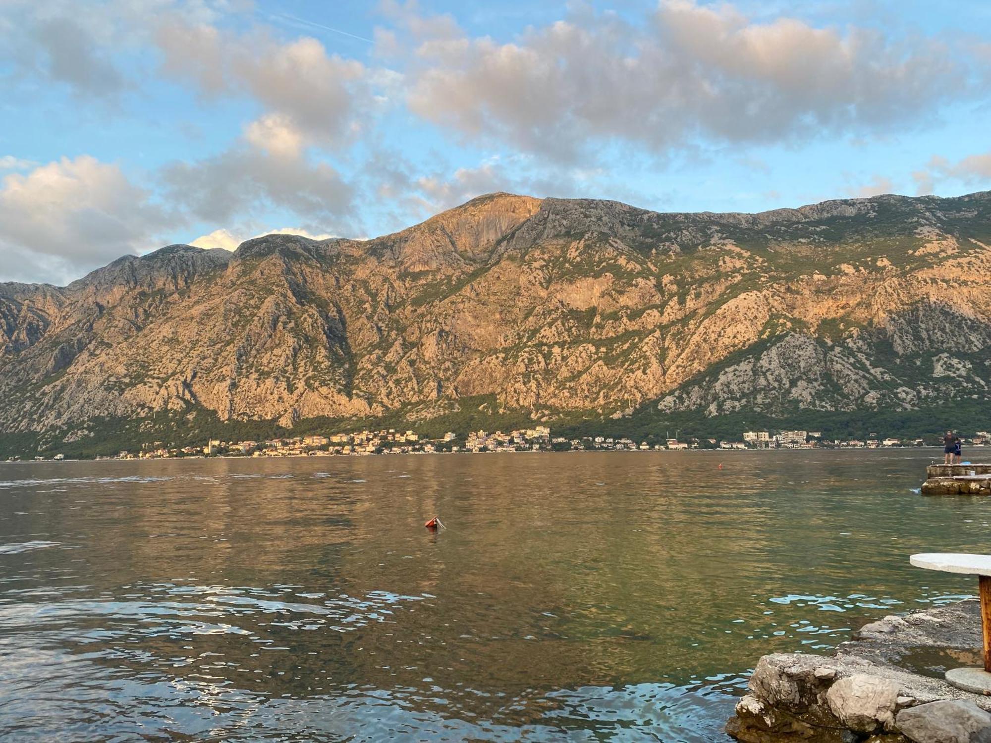 Lux Boka Sea View Apartment Kotor Kültér fotó