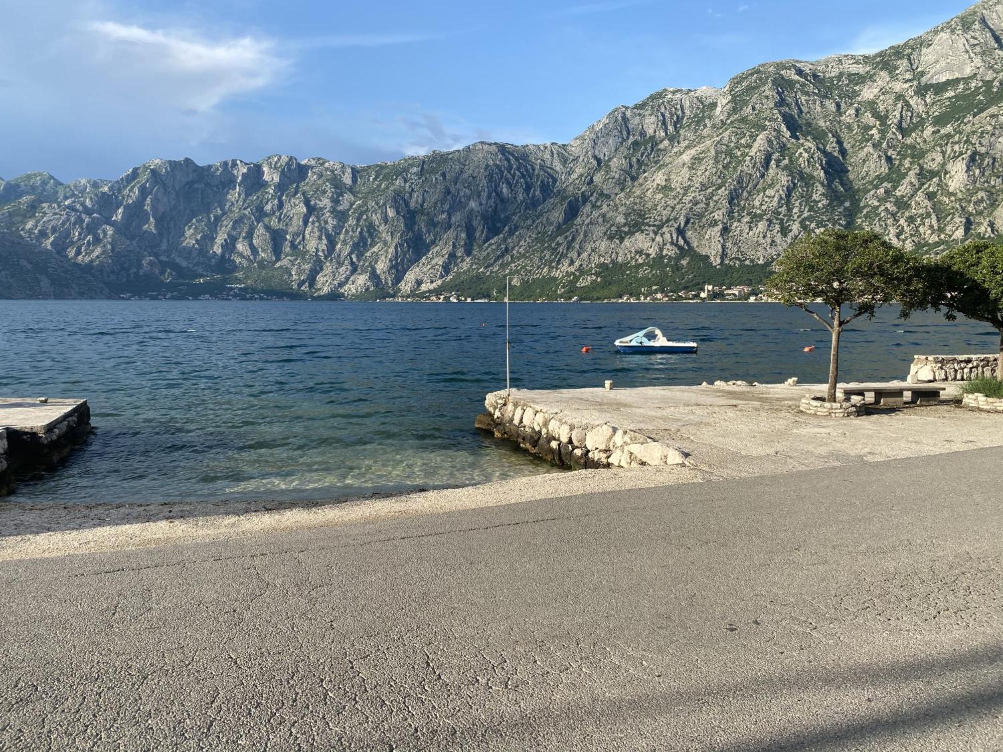 Lux Boka Sea View Apartment Kotor Kültér fotó